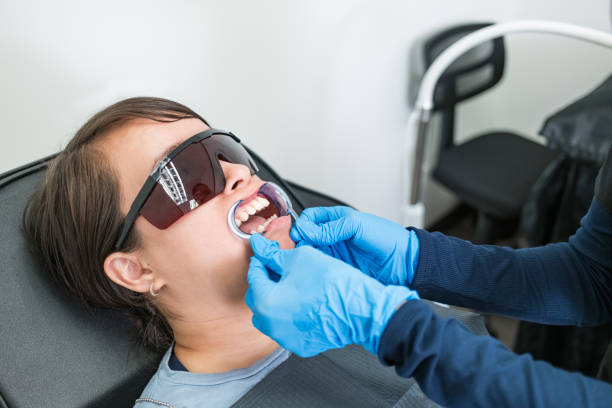Best Emergency Tooth Extraction  in Green Oaks, IL
