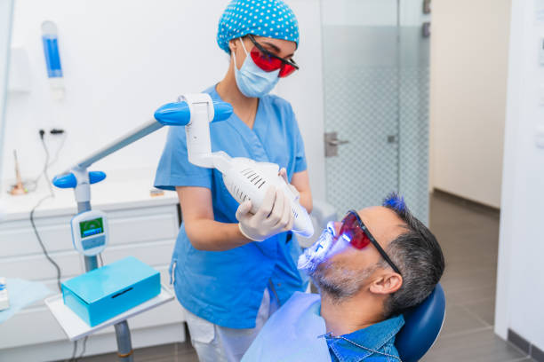 Best Teeth Whitening  in Green Oaks, IL